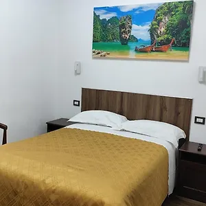 https://affitta-camere-mimi-family-florence.it-tuscanyhotel.com