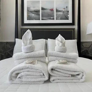  Hotel Stonetrail